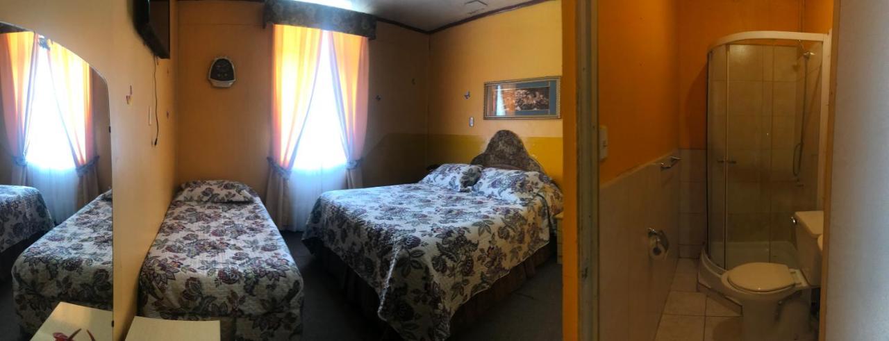 Hostal Torres Del Paine Punta Arenas Kültér fotó