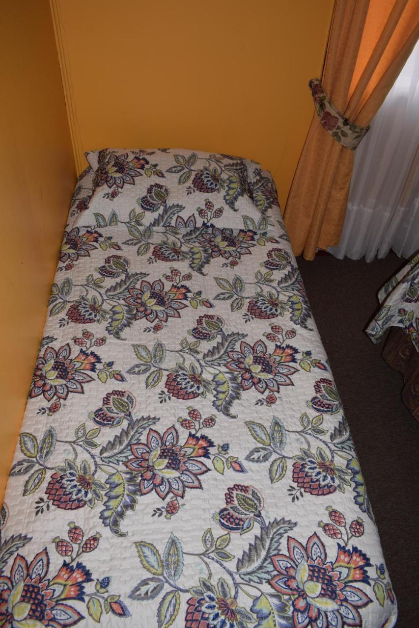 Hostal Torres Del Paine Punta Arenas Kültér fotó