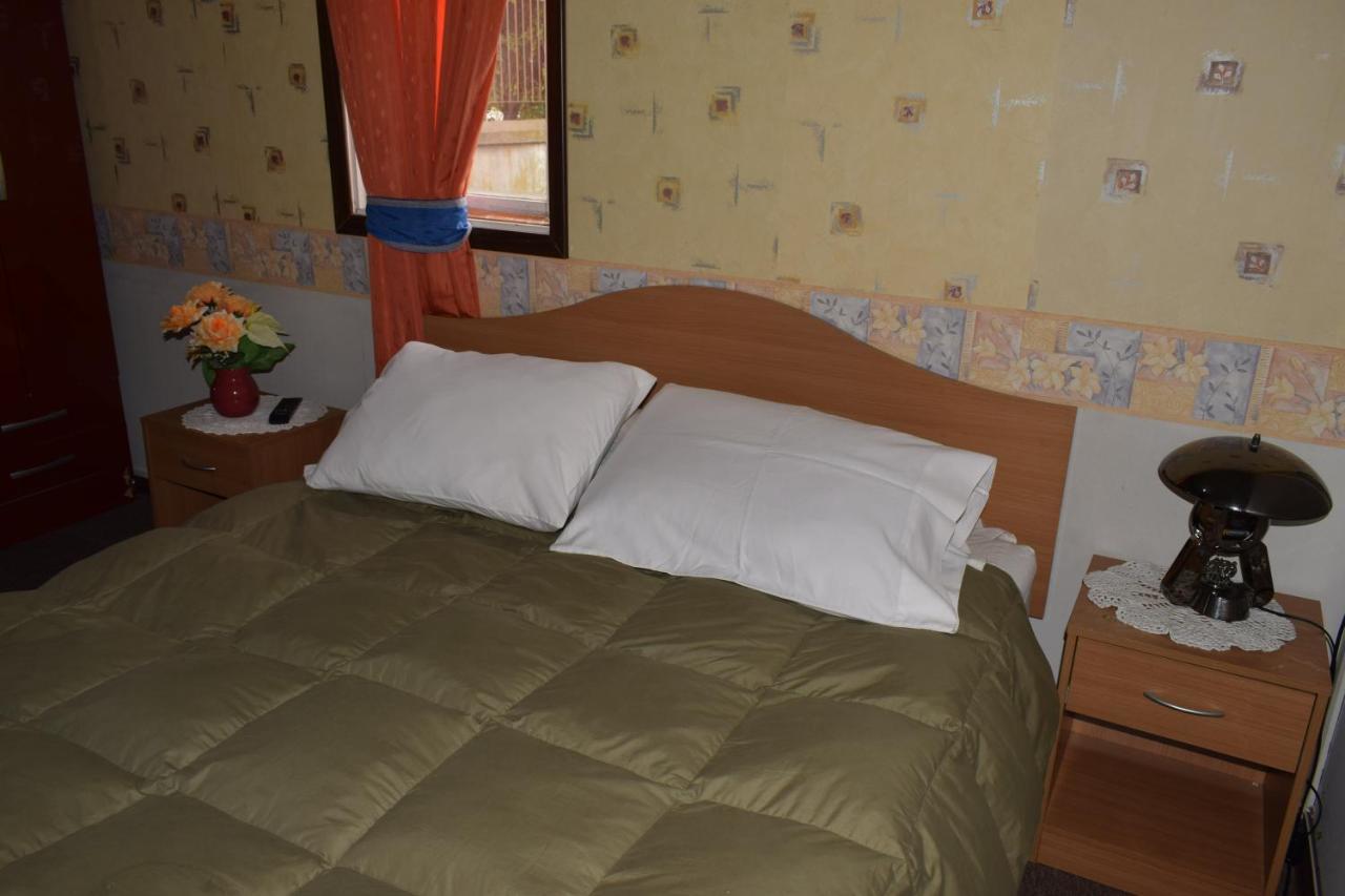 Hostal Torres Del Paine Punta Arenas Kültér fotó
